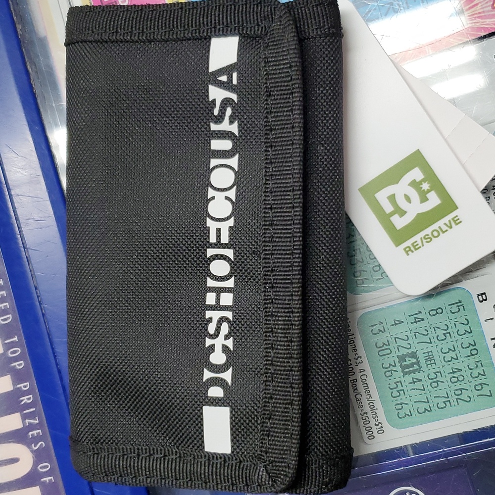 Dc ripper wallet